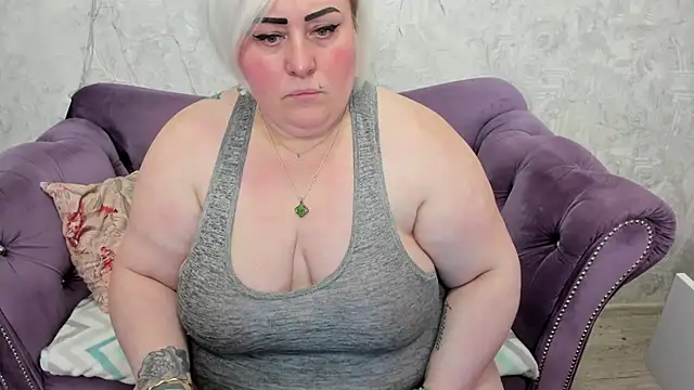 fashiona online show from 2, 2, 2025