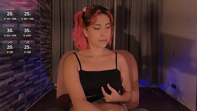 Snapshot of Hairyandsexysalma chatting on 17, 12, 2024 Hairyandsexysalma online show from 17, 12, 2024