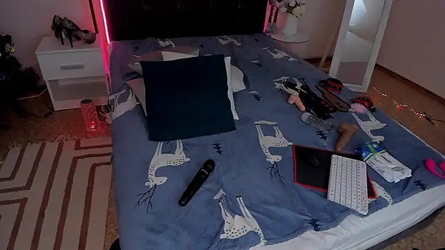 CassieEvans online show from 9, 1, 2025