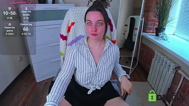 Snapshot of Astarte_Aste chatting on 14, 9, 2025 Astarte Aste online show from 14, 9, 2025