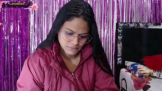 SweetAlmaa online show from 6, 1, 2026
