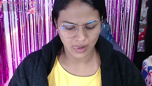 SweetAlmaa online show from 6, 2, 2026