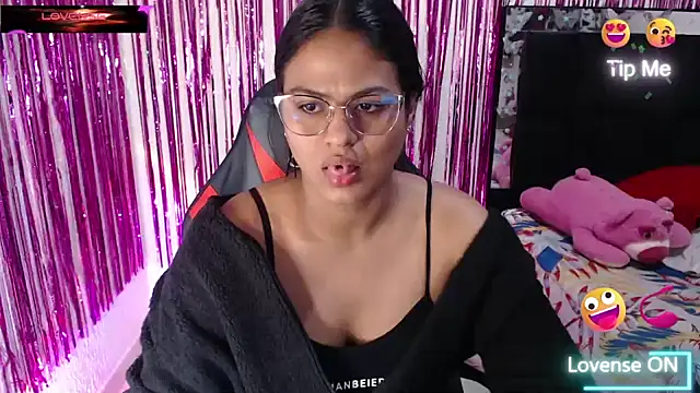 SweetAlmaa online show from 21, 7, 2026