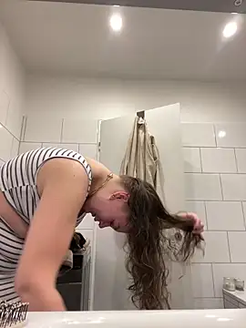 Fancy-Francy online show from 13, 2, 2025