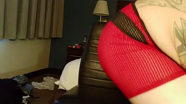 UnCuTupTheBuTT online show from 10, 4, 2026