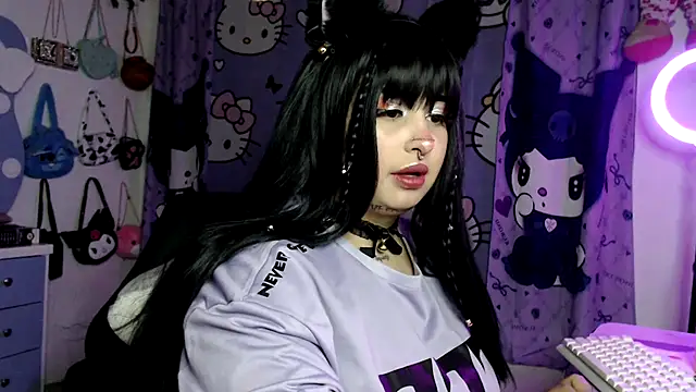 lussyevans24 online show from 7, 2, 2026