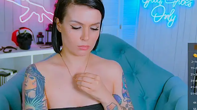 My toys pink online show from 19, 1, 2025