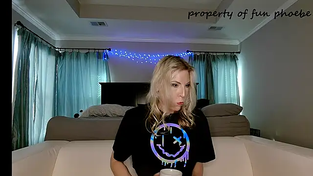 Fun Phoebe online show from 3, 2, 2025