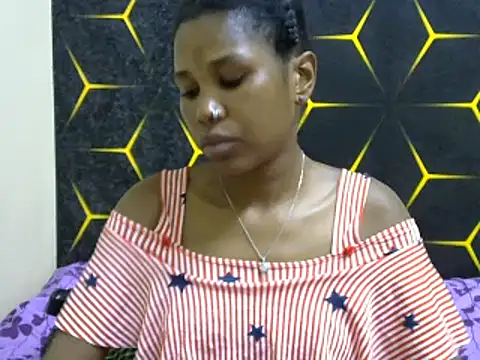 miss lyne001 online show from 28, 2, 2025