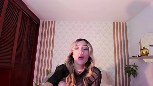 Snapshot of PamelaReall chatting on 27, 6, 2026 PamelaReall online show from 27, 6, 2026