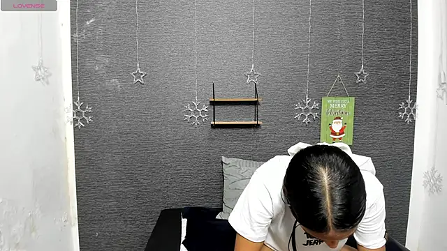 monse 02 online show from 16, 1, 2025