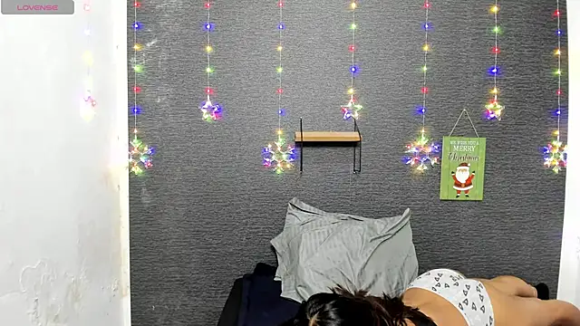 monse 02 online show from 24, 1, 2025