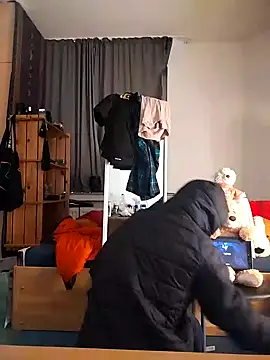 Dennis 2024 online show from 13, 1, 2025