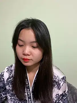 Maeve2k5 online show from 3, 1, 2025