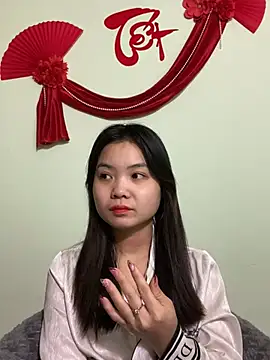 Maeve2k5 online show from 15, 1, 2025