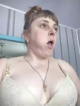 Snapshot of CoddessCrystal chatting on 6, 1, 2026 CoddessCrystal online show from 6, 1, 2026