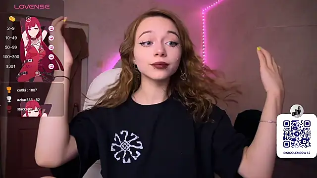 Snapshot of _SofiaBrown chatting on 11, 9, 2025  SofiaBrown online show from 11, 9, 2025