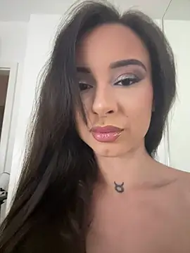 Snapshot of cara_mella chatting on 7, 7, 2026 cara mella online show from 7, 7, 2026