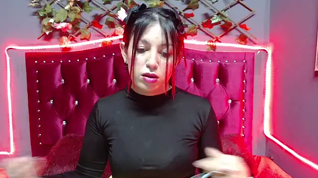 Snapshot of Melani_cute02 chatting on 22, 1, 2025 Melani cute02 online show from 22, 1, 2025