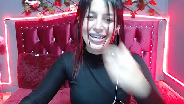 Snapshot of Melani_cute02 chatting on 12, 2, 2025 Melani cute02 online show from 12, 2, 2025
