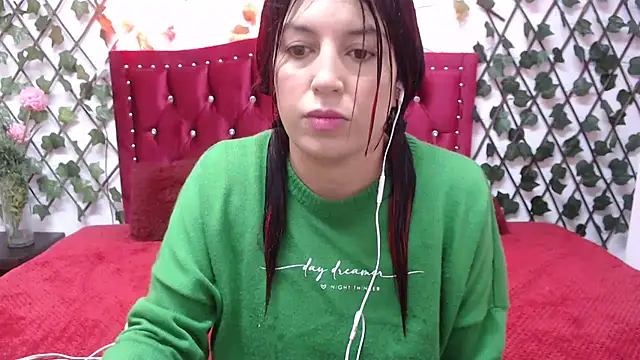 Snapshot of Melani_cute02 chatting on 18, 2, 2025 Melani cute02 online show from 18, 2, 2025