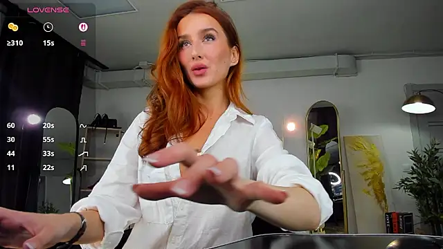 OmeliaDior online show from 6, 3, 2026