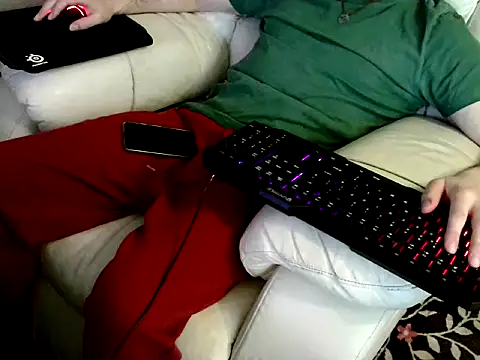 Snapshot of MrStraightDik chatting on 11, 2, 2025 MrStraightDik online show from 11, 2, 2025