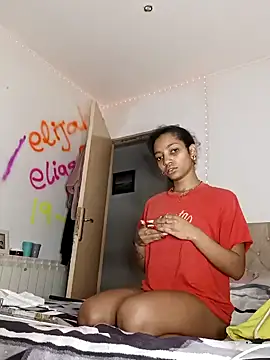 Laanegraofficial  online show from 6, 12, 2024