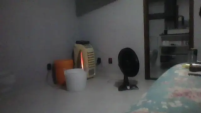 Snapshot of Sarahmonesexy chatting on 28, 10, 2025 Sarahmonesexy online show from 28, 10, 2025