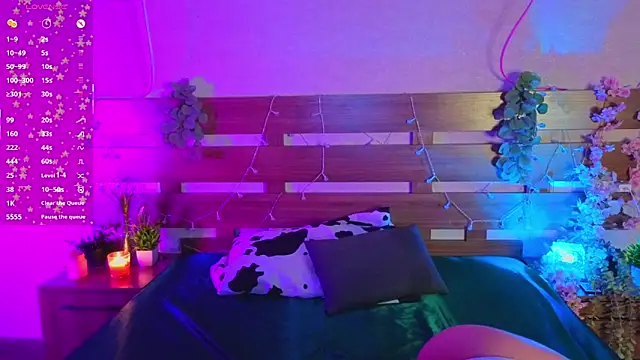 Snapshot of AgataBella chatting on 2, 12, 2025 AgataBella online show from 2, 12, 2025