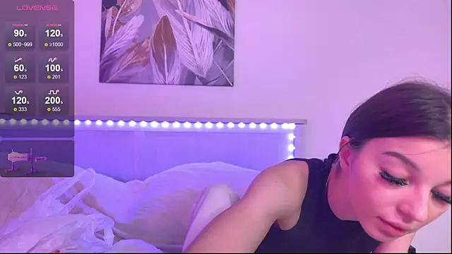 Snapshot of Veronica_leal chatting on 5, 10, 2025 Veronica leal online show from 5, 10, 2025