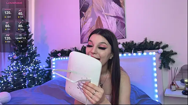 Snapshot of Veronica_leal chatting on 12, 1, 2026 Veronica leal online show from 12, 1, 2026