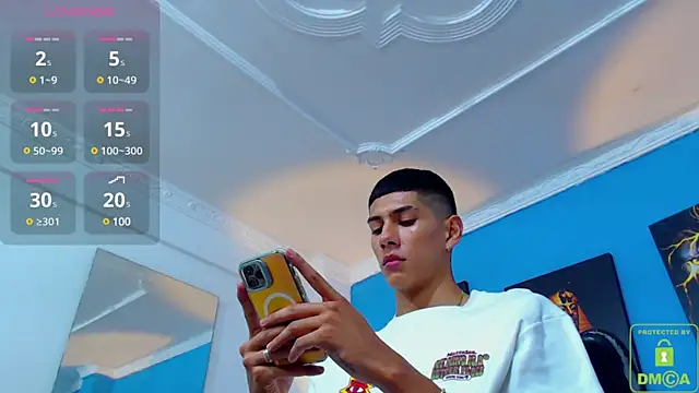 Snapshot of Valerio_20 chatting on 8, 1, 2025 Valerio 20 online show from 8, 1, 2025