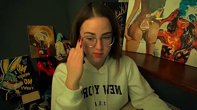 luxie milady online show from 18, 2, 2026