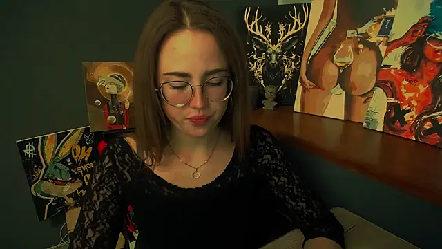 luxie milady online show from 21, 4, 2026