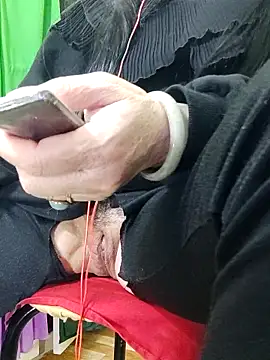 Snapshot of Hangem111 chatting on 7, 2, 2026 Hangem111 online show from 7, 2, 2026