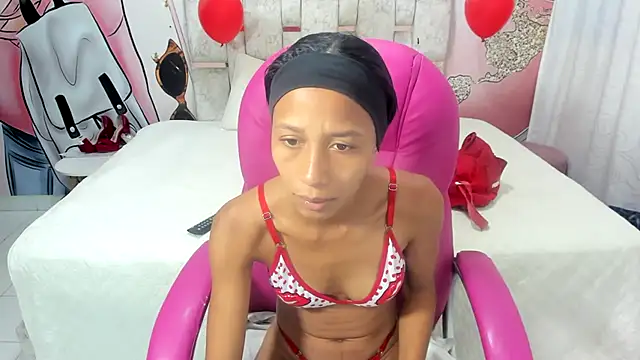 EMMA SWEETT1 online show from 24, 2, 2025