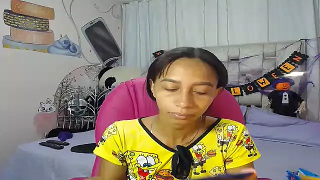 EMMA SWEETT1 online show from 8, 10, 2025