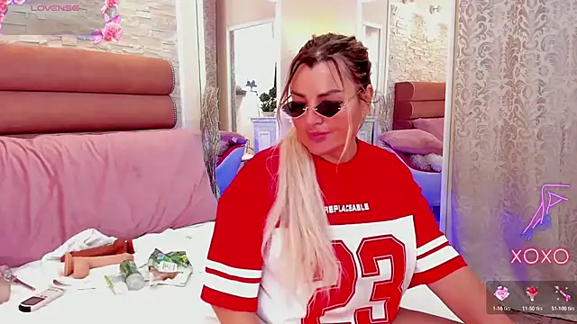 Snapshot of ArianaCroft chatting on 30, 5, 2026 ArianaCroft online show from 30, 5, 2026