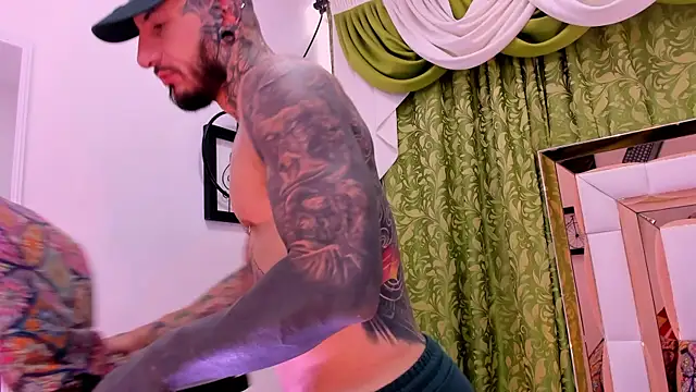 dilan scootk  online show from 4, 12, 2025