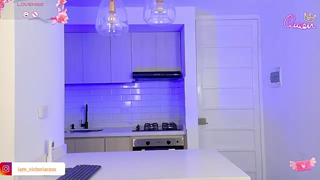 VictoriaRoss1 online show from 8, 2, 2026