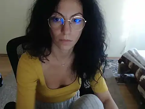 Emmatoo online show from 13, 10, 2025