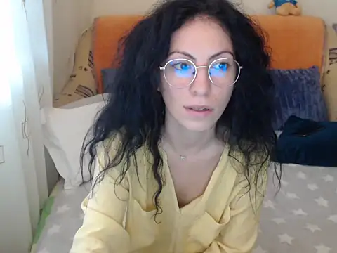 Emmatoo online show from 28, 11, 2025