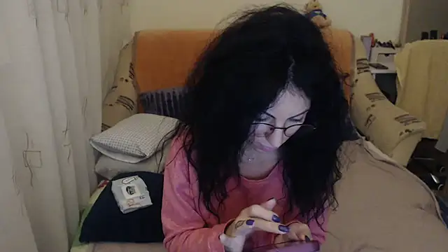 Emmatoo online show from 30, 11, 2025