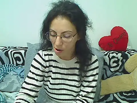 Emmatoo online show from 15, 4, 2026