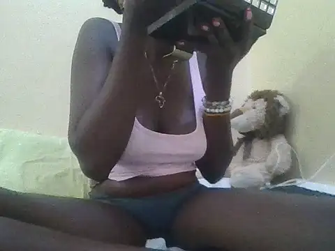 Pretty ellahh online show from 17, 2, 2025