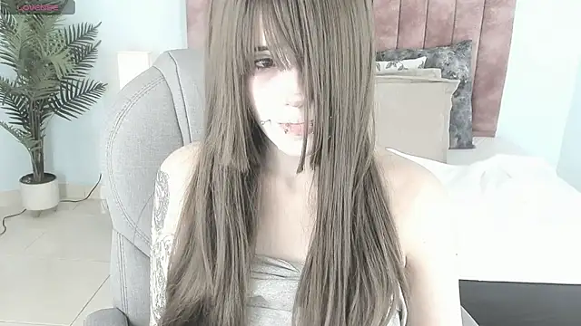 Snapshot of celestica_rose chatting on 6, 7, 2026 celestica rose online show from 6, 7, 2026