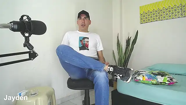 Snapshot of jayydenandjacob chatting on 5, 2, 2025 jayydenandjacob online show from 5, 2, 2025