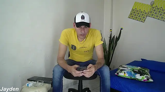 Snapshot of jayydenandjacob chatting on 12, 9, 2025 jayydenandjacob online show from 12, 9, 2025