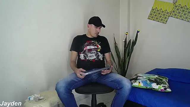 Snapshot of jayydenandjacob chatting on 27, 10, 2025 jayydenandjacob online show from 27, 10, 2025